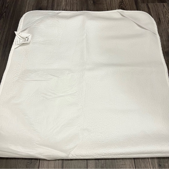 IKEA Lenast Waterproof Protector 38x75” Len x2 Fitted Sheets 38x61” - Picture 10 of 16